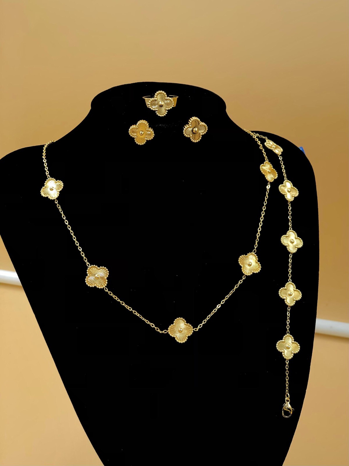 طقم الكارتير الراقي